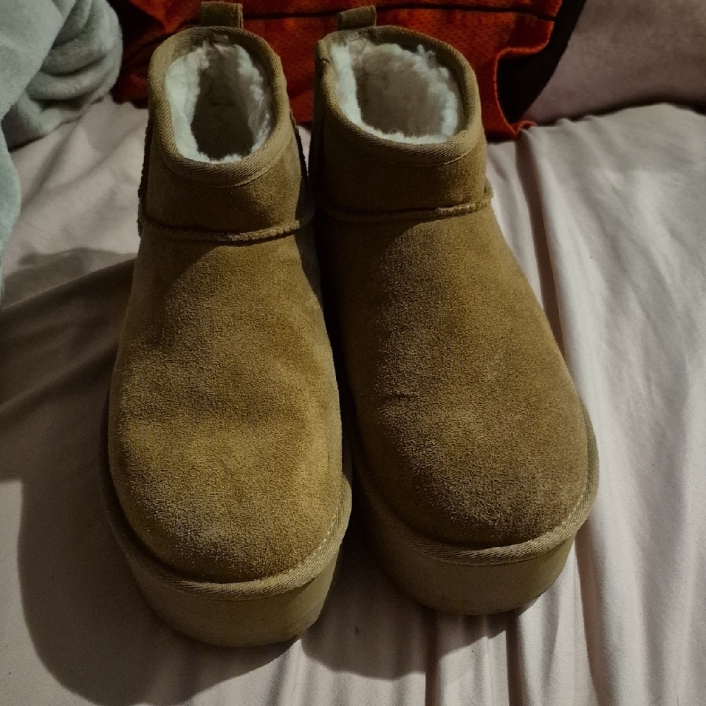 Cozy Ugg Platform Boots